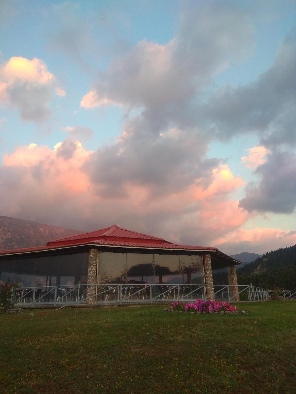 Hotel Tzoumerka Pramanta Exteriér fotografie